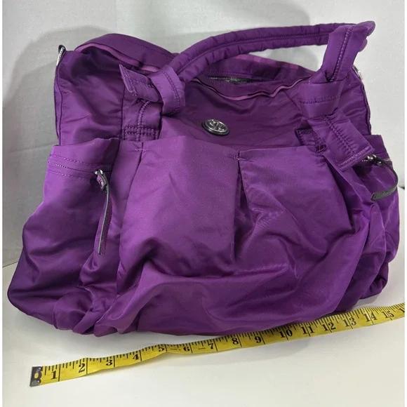 Lululemon Triumph Raspberry Gym School Diaper Duffle Bag *NO Crossbody Strap - Picture 15 of 16